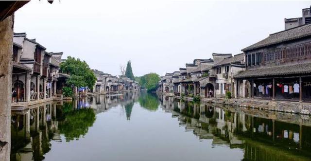 为什么有的画家只有去世后作品才值钱？游戏画面